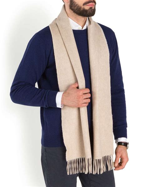 Sciarpe da uomo: in cashmere, lana e cotone 